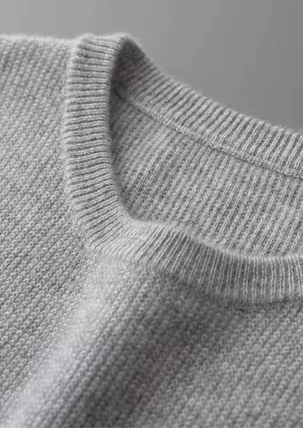 PURE EXTRA-FINE MERINO WOOL CREWNECK VEST