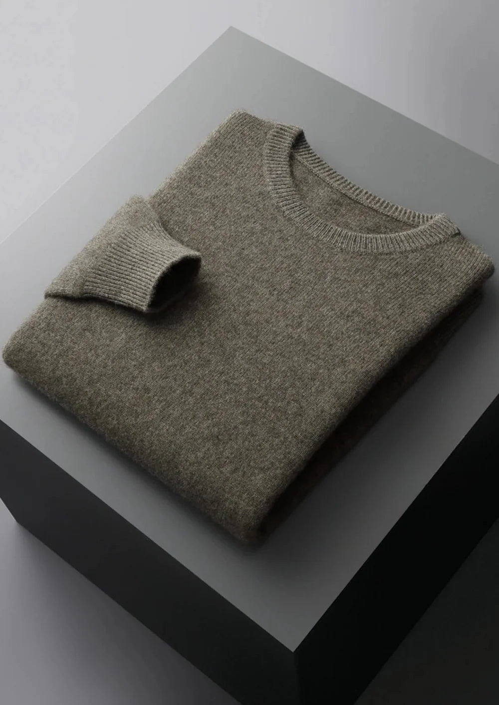 PURE EXTRA-FINE MERINO WOOL CLASSIC CREWNEC